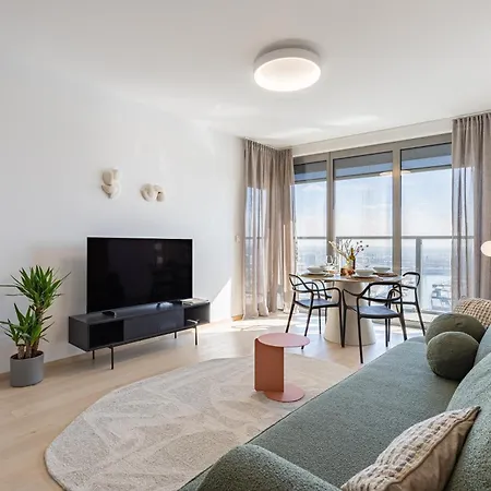 Apartmán Eurovea Tower Retreat With Parking Bratislava